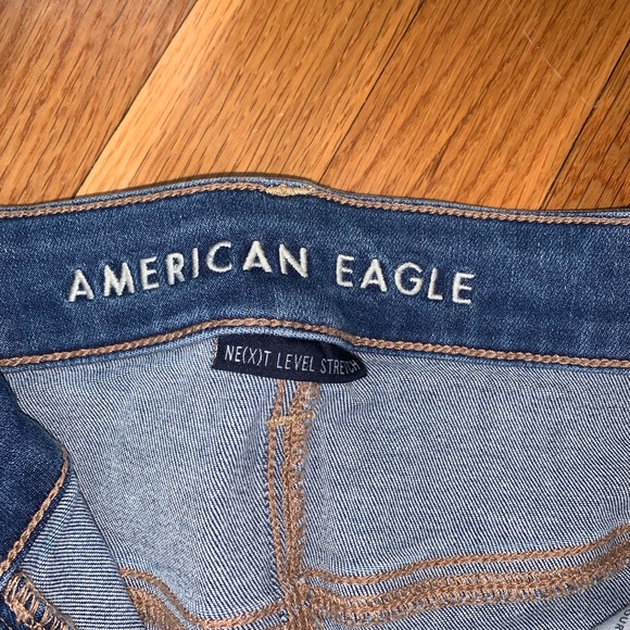 American Eagle Women’s Jeans - Picture 2 of 3
